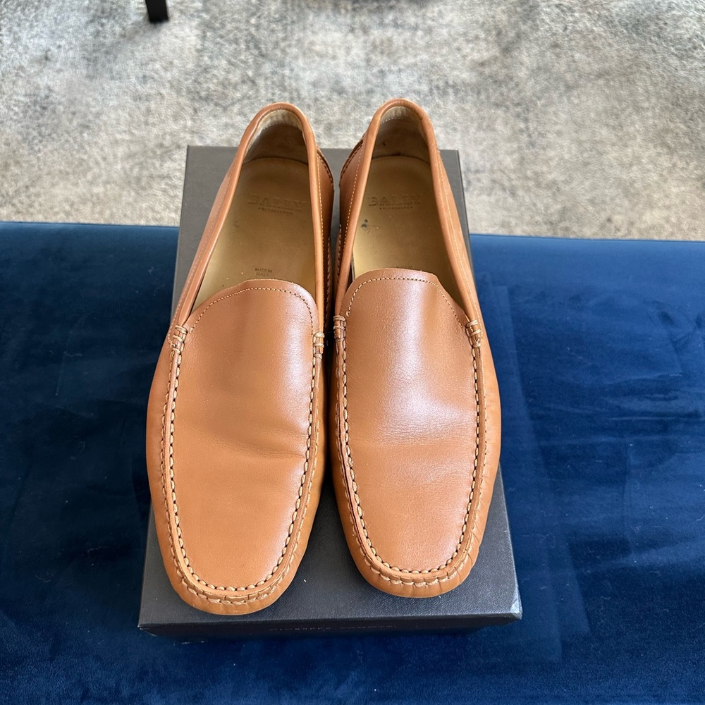 Amazing Ballys loafers